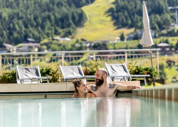 Mont Chalet Nevada Hotel & Spa
