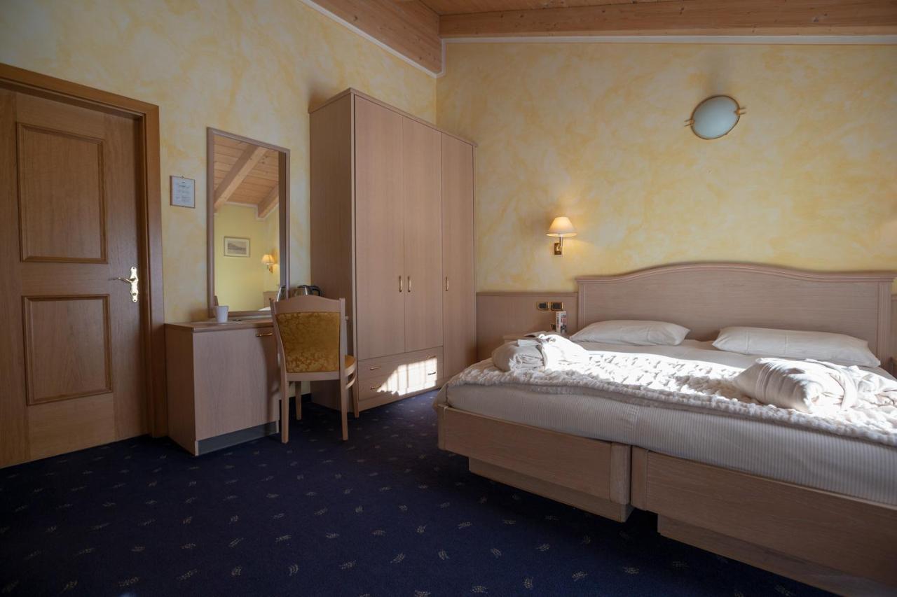 Mont Nevada - & Hotel 4*
