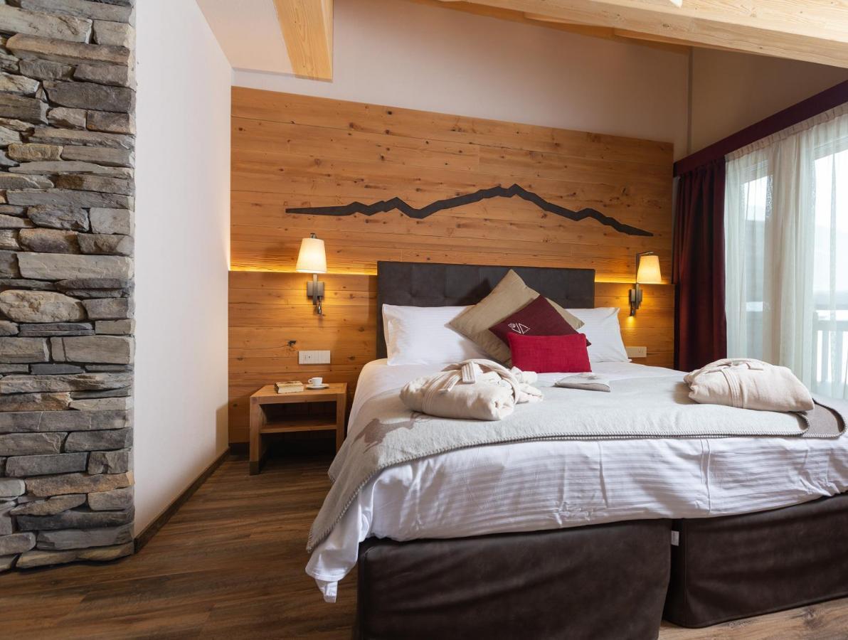 Hotel Mont Nevada - & 4*